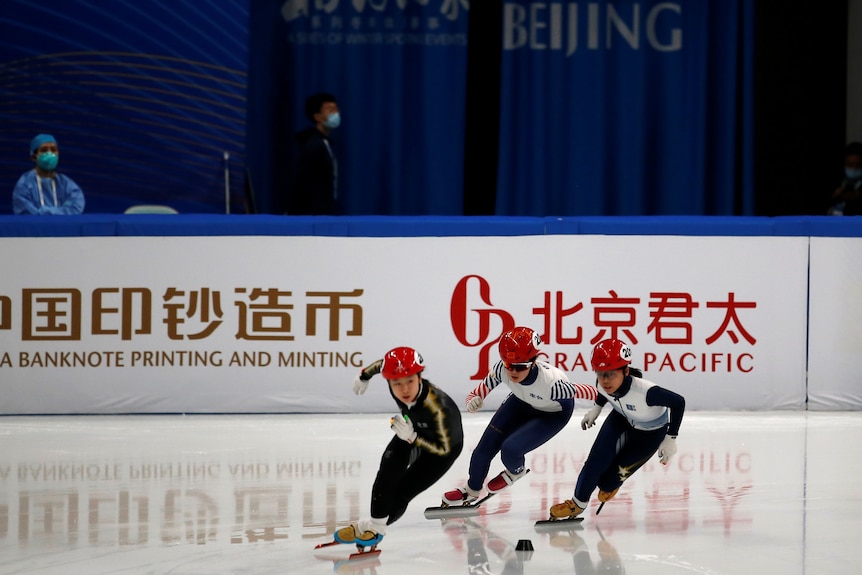 Teste de patinação no gelo para os Jogos Olímpicos de Inverno de Pequim