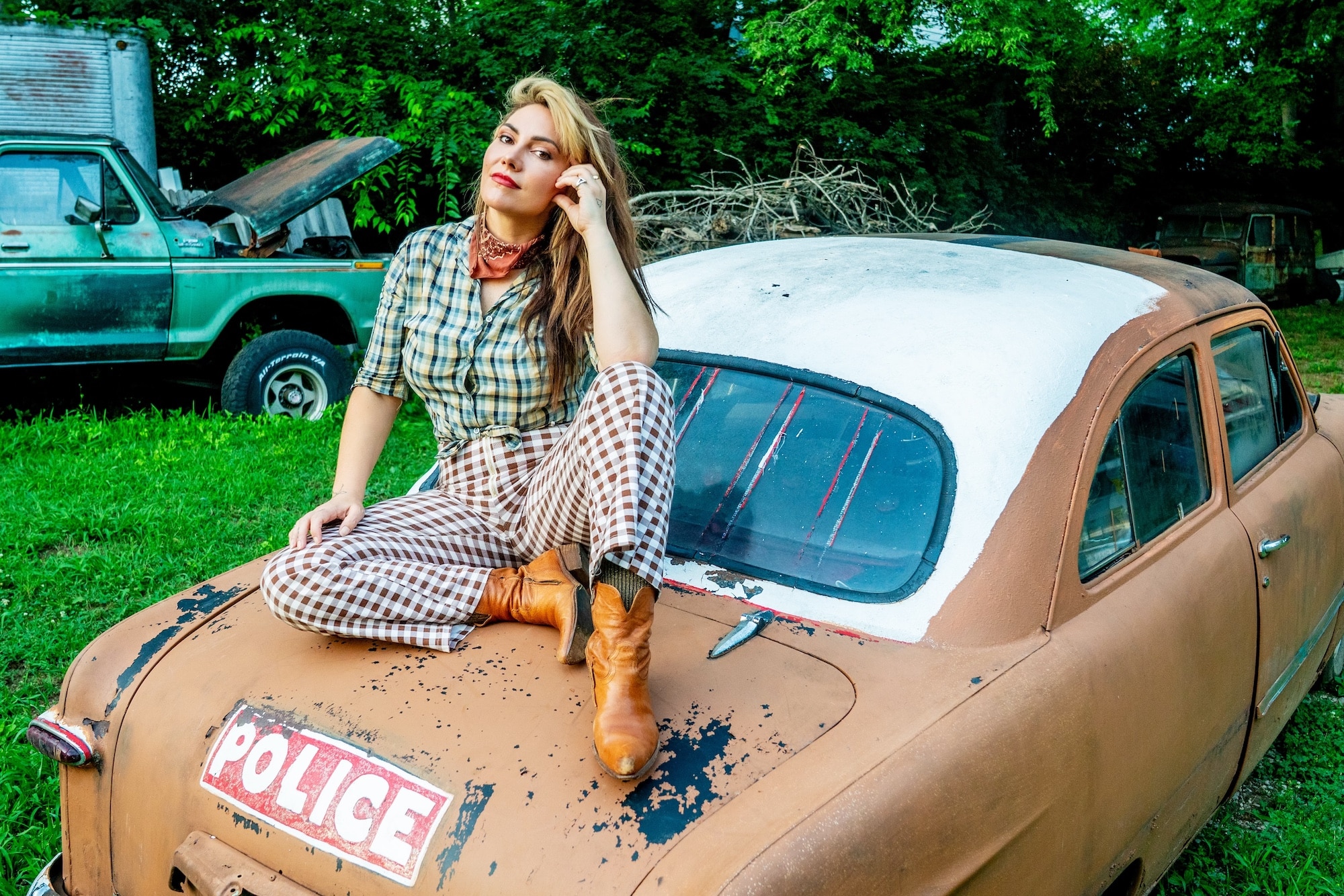 'Accessible, confident, human': Ella Hooper's church of country - ABC Country