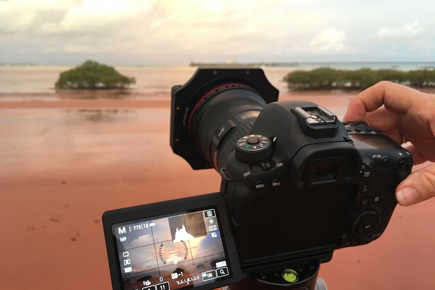 Pamela Jennings' camera settings for capturing a good sunset shot