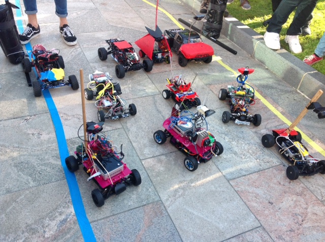 Driverless cars: university competition to build the fastest vehicle to ...