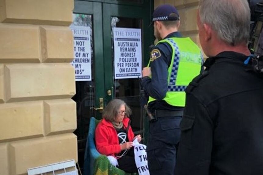 Knittings nannas arrested at Extinction Rebellion protest in Hobart