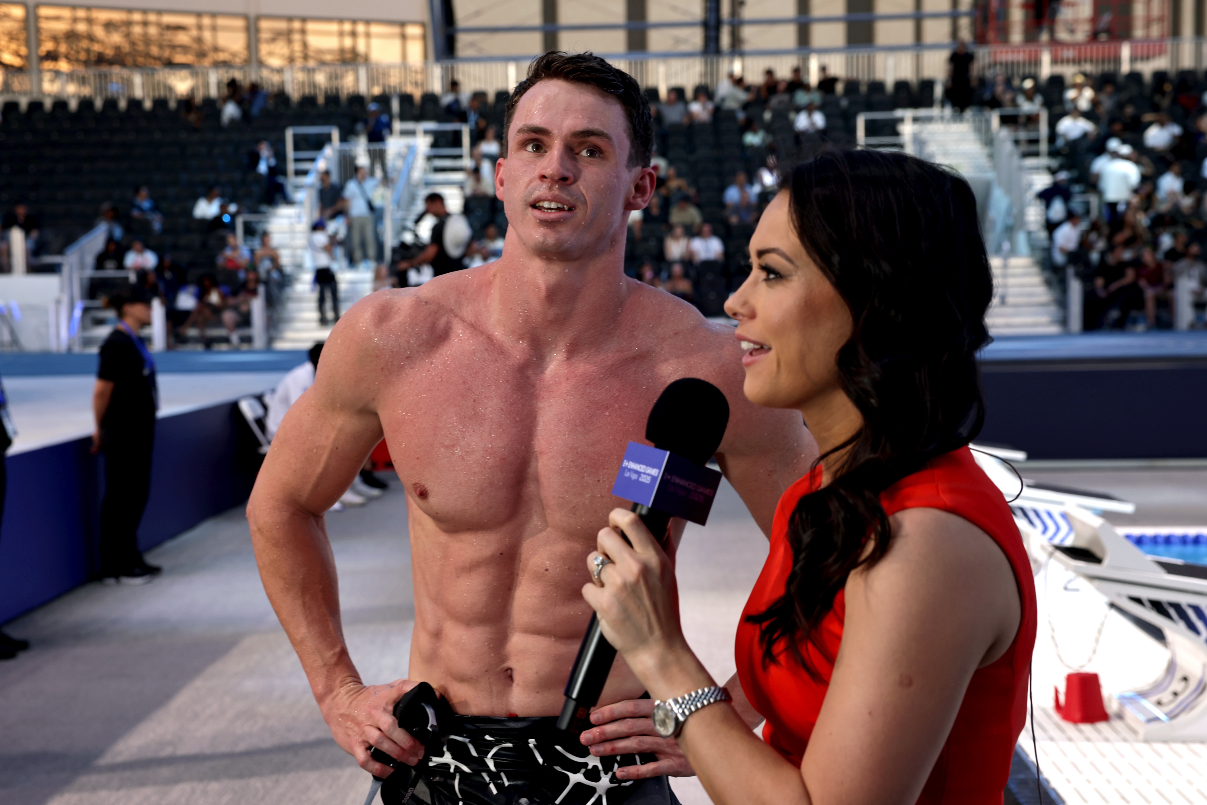 Ben Proud fala com Sam Quek