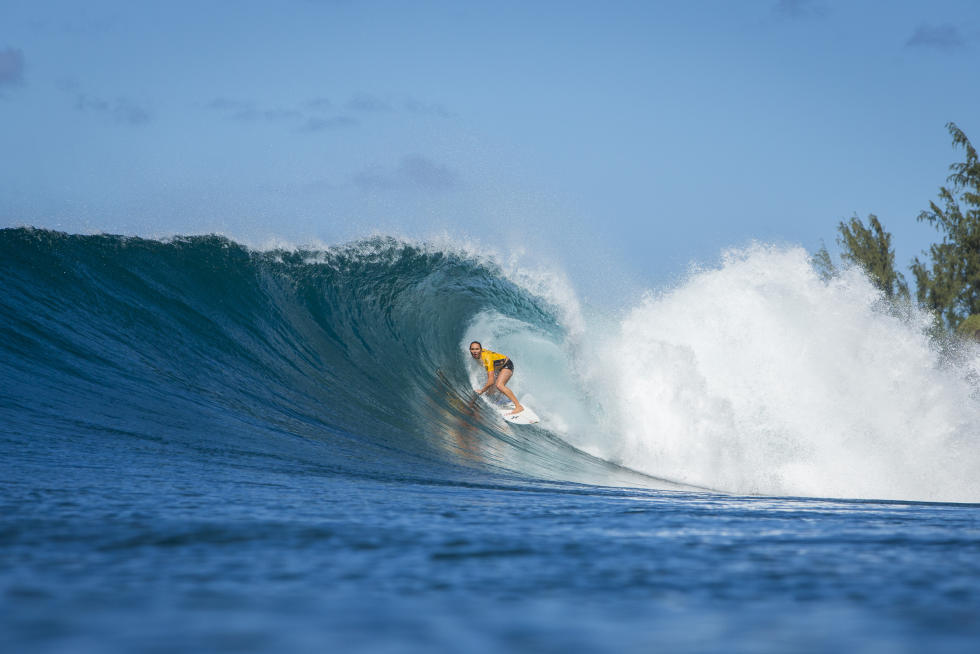 Carissa Moore clinches her third world title before ...