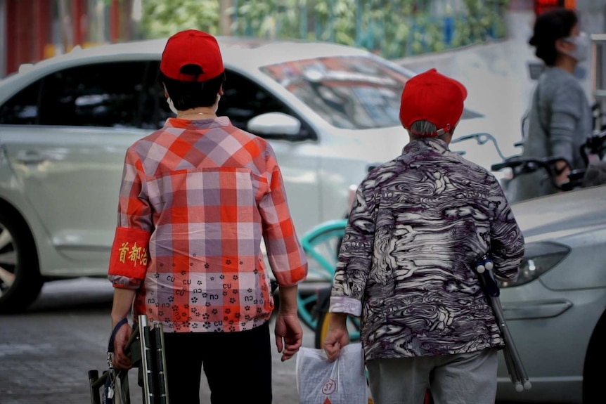 Chinese neighbourhood watch volunteers