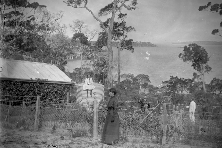 Mrs Smeed photographed at her home near Wilson Inlet in 1911.