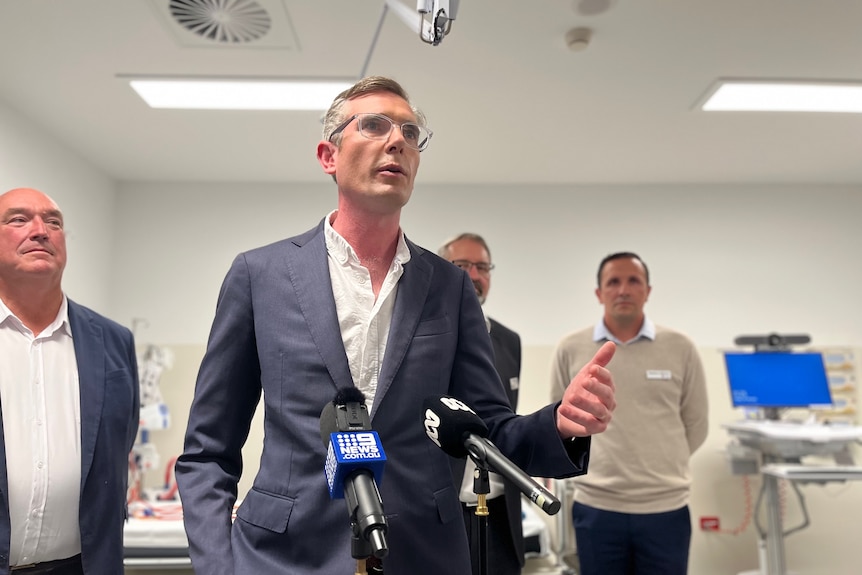 NSW premier Dominic Perrottet speaking to the media