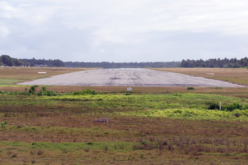 The southern end of the Cocos Island runway. 