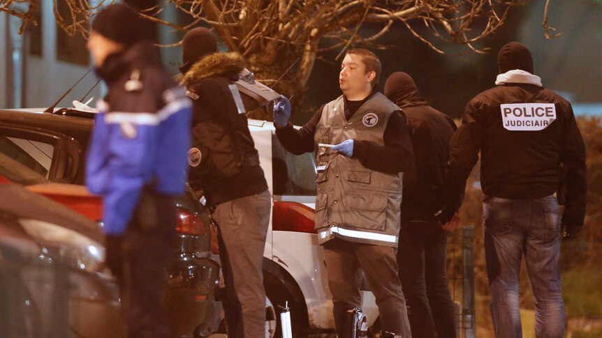 French police detain unidentified man in search for Charlie Hebdo suspects