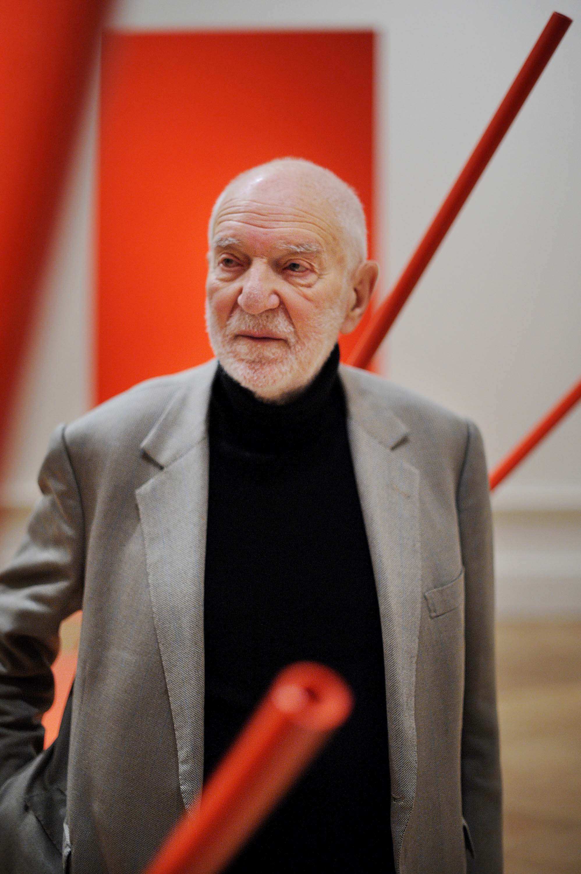 British sculptor Sir Anthony Caro dead at 89 ABC News