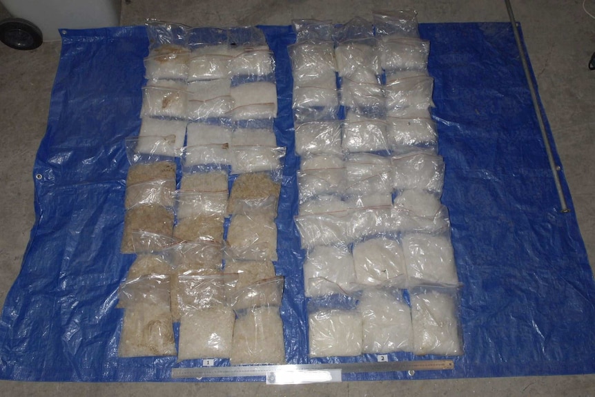 The 42 kilograms of the drug ice found inside steel rollers.