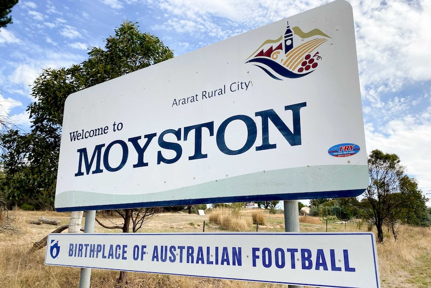 Moyston AFL sign