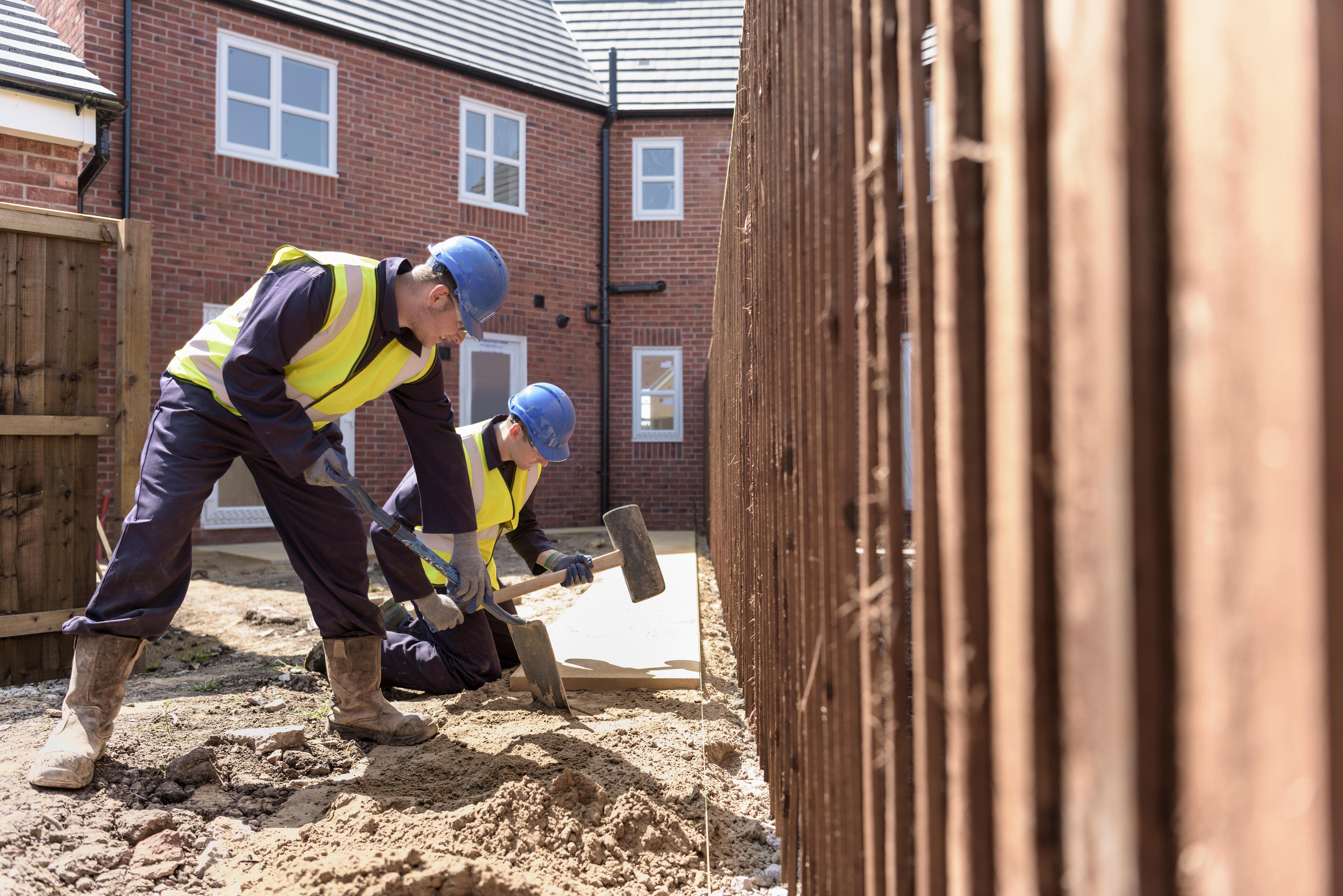 Why are tradies so hard to find - ABC listen