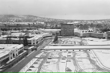 canberra snow in 1965
