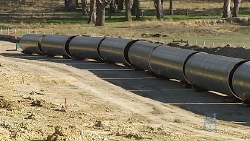 The 70 kilometre pipeline will carry water to Melbourne.