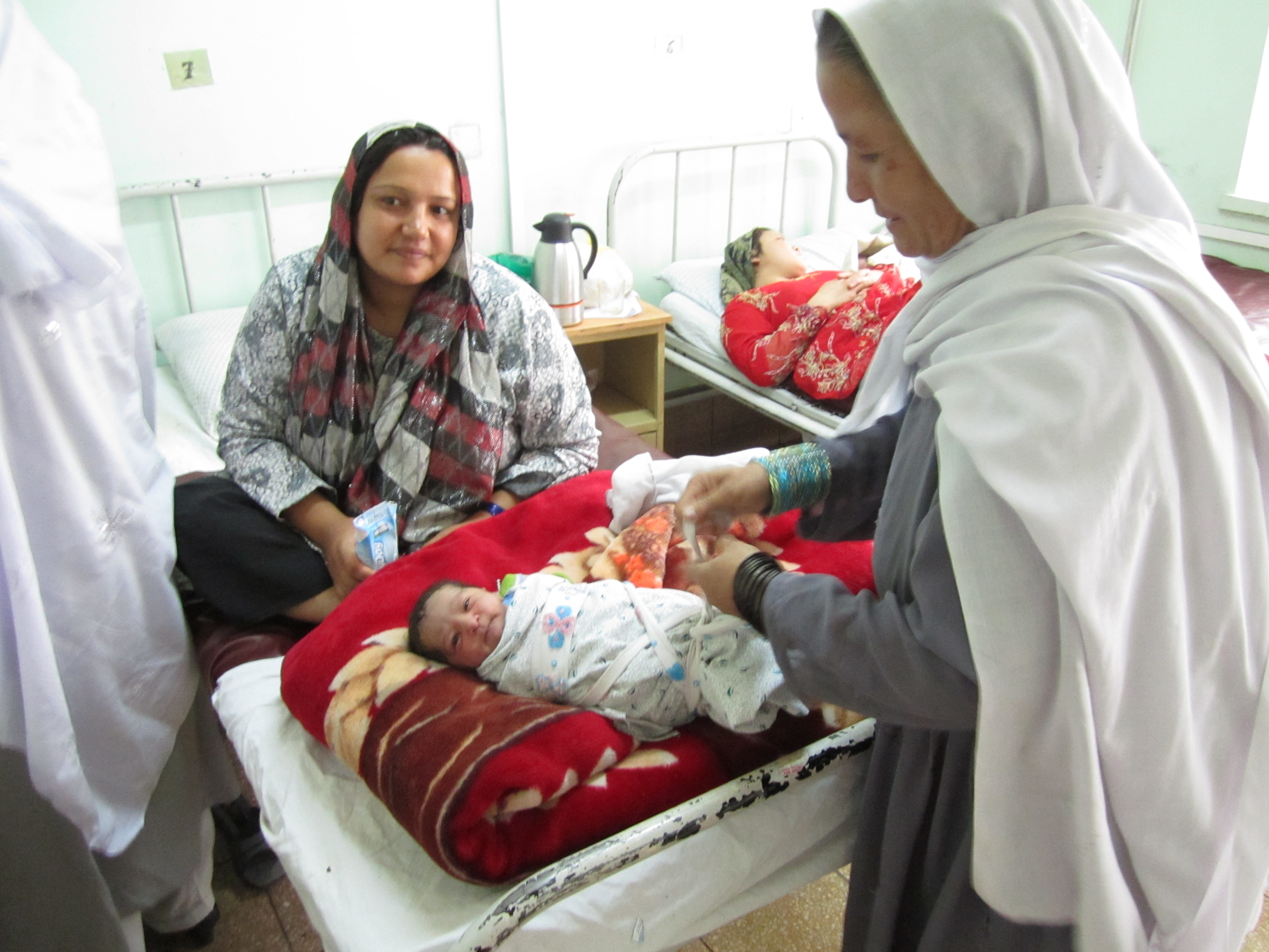 Birth a deadly challenge in Afghanistan - ABC News