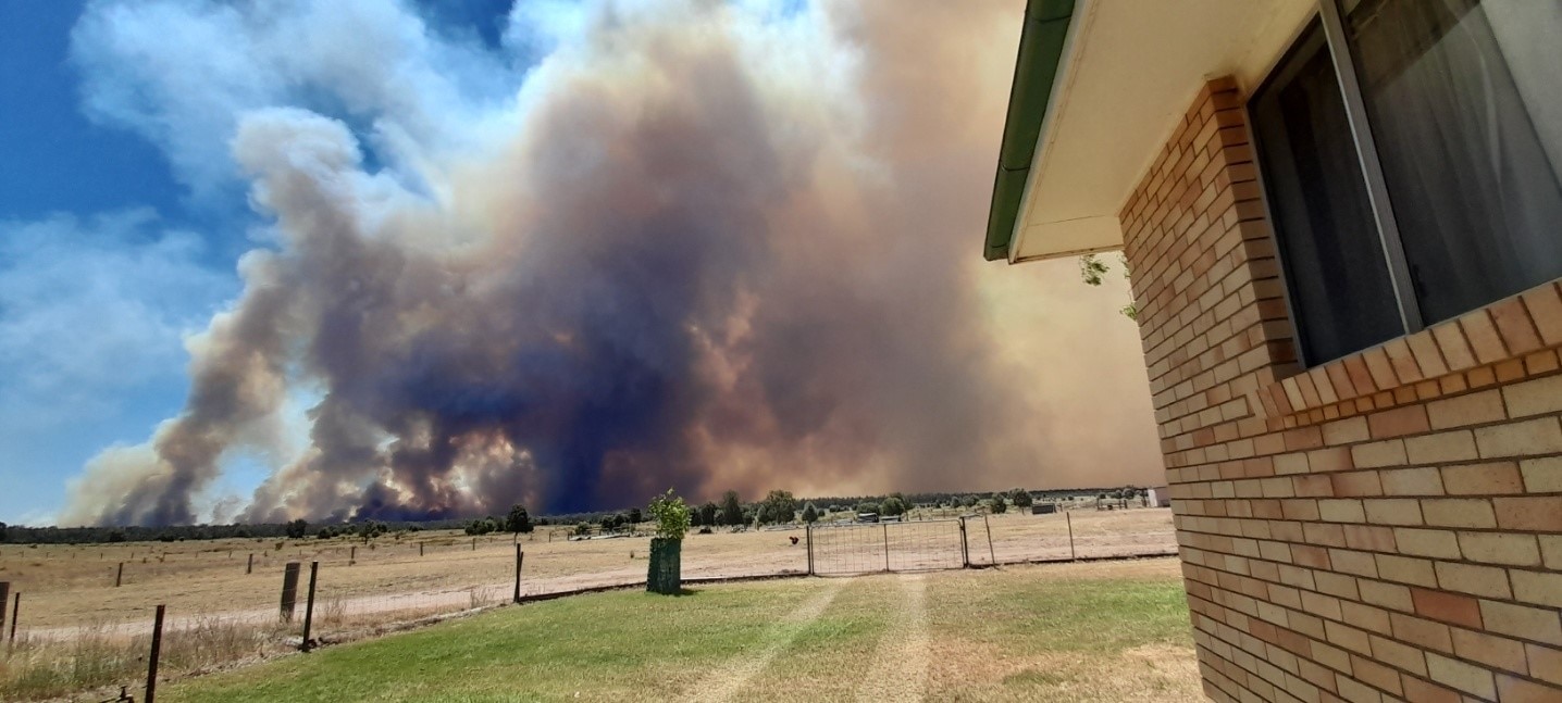 Bushfire-affected Residents Have 'lost Everything' As Firefighters ...