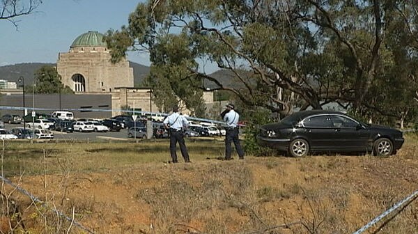 Police chase stolen car from Wagga to Canberra - ABC News