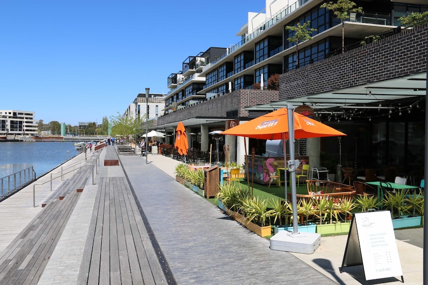 Cafes and bars on the Kingston Foreshore during the day.