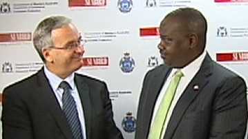 Dom Blackshaw from WA police and Nigerian police commissioner Ibrahim Lamorde