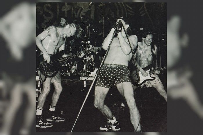 red-hot-chili-peppers-450x450.jpg