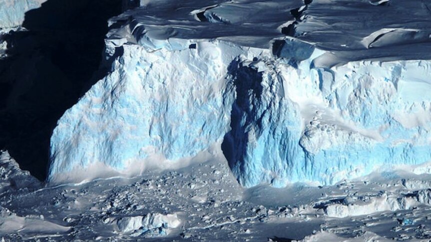 Gletser Thwaites kini bertanggung jawab atas sekitar 4 persen dari kenaikan permukaan air laut global.