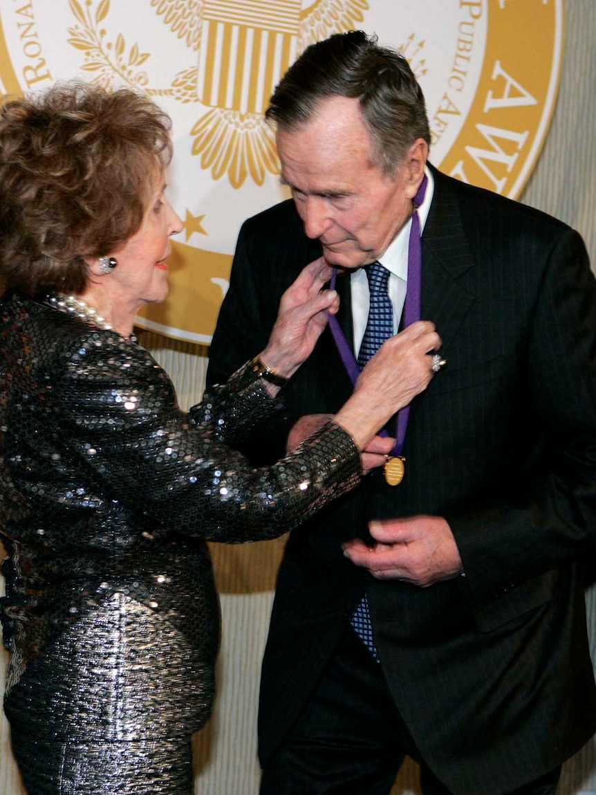 George HW Bush receives the Ronald Reagan Freedom Award