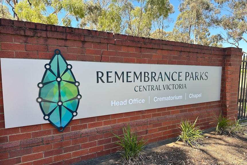 A sign saying 'Remembrance Parks Central Victoria'