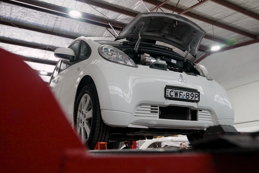 Mitsubishi i-Miev getting its battery replaced