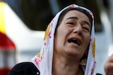 Woman cries outside Gaziantep hospital