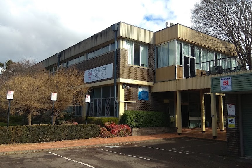External view of John XXIII College at the Australian National University