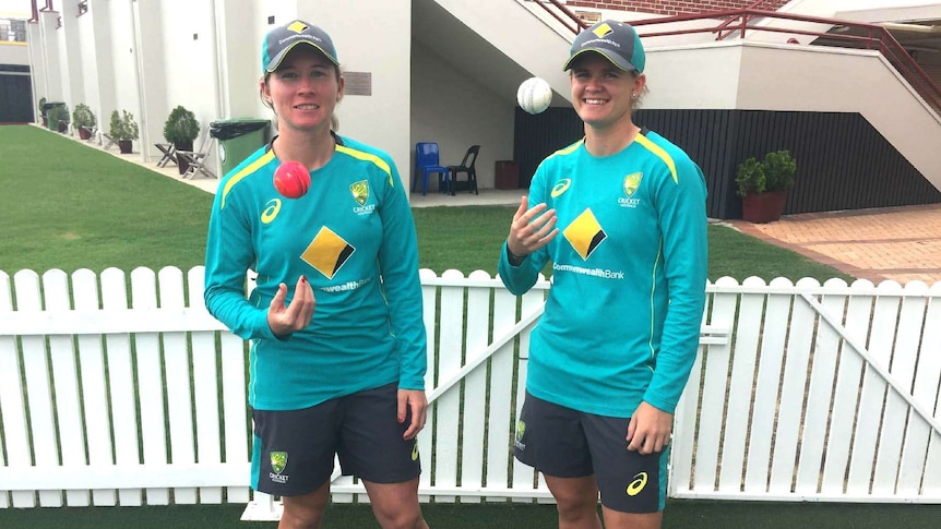 Australian batter Beth Mooney (L) and bowler Jess Jonassen said it hurt to be ranked second.