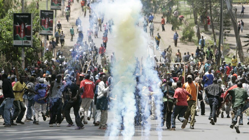 Supporters of the Party of National Unity (PNU) of President Mwai Kibaki are dispersed by tear gas.
