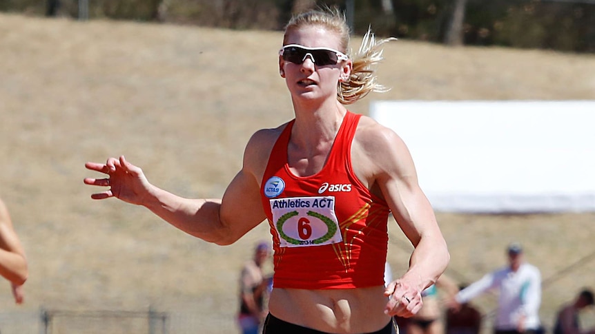 Melissa Breen storms to new 100m record