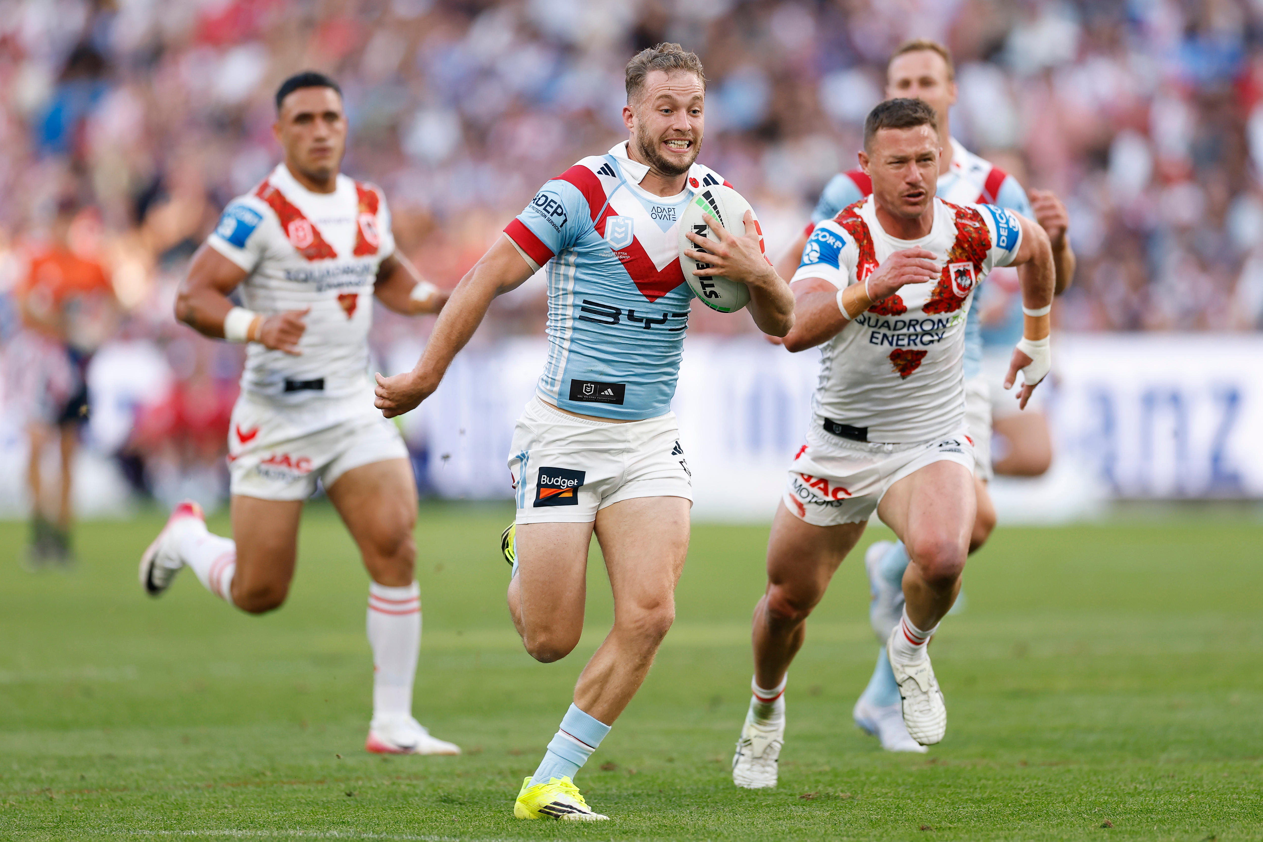 Live: Dragons suffer two sin bins as Roosters score six tries in first half