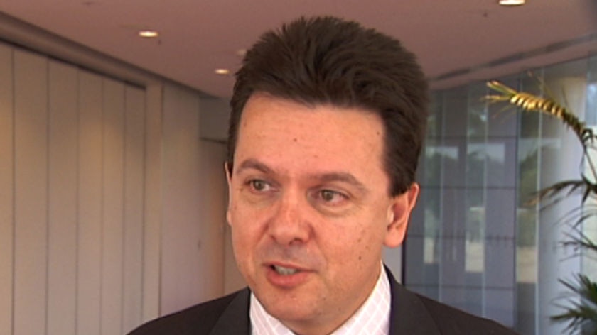 Nick Xenophon says the Federal Government could override NSW's control of the water.
