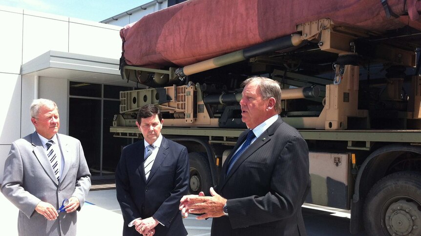 Defence Minister Kevin Andrews (centre) with Paterson MP Bob Baldwin (right).
