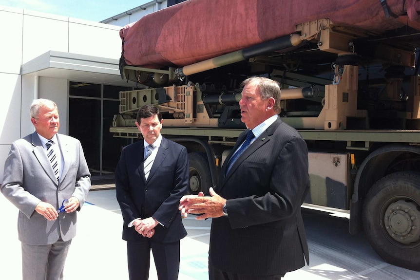 Defence Minister Kevin Andrews (centre) with Paterson MP Bob Baldwin (right).