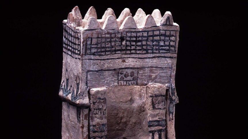 Model temples 1250–1521, Cholula, fired clay, pigment.
