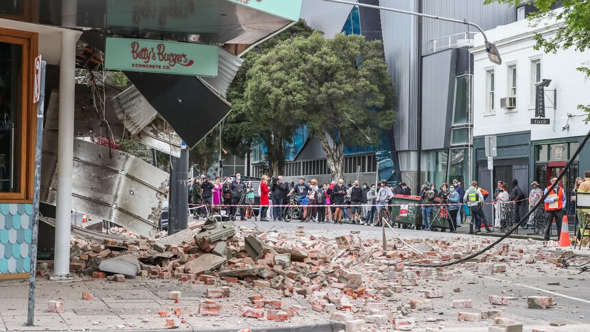 Live: Victorians warned 'significant aftershocks' could continue