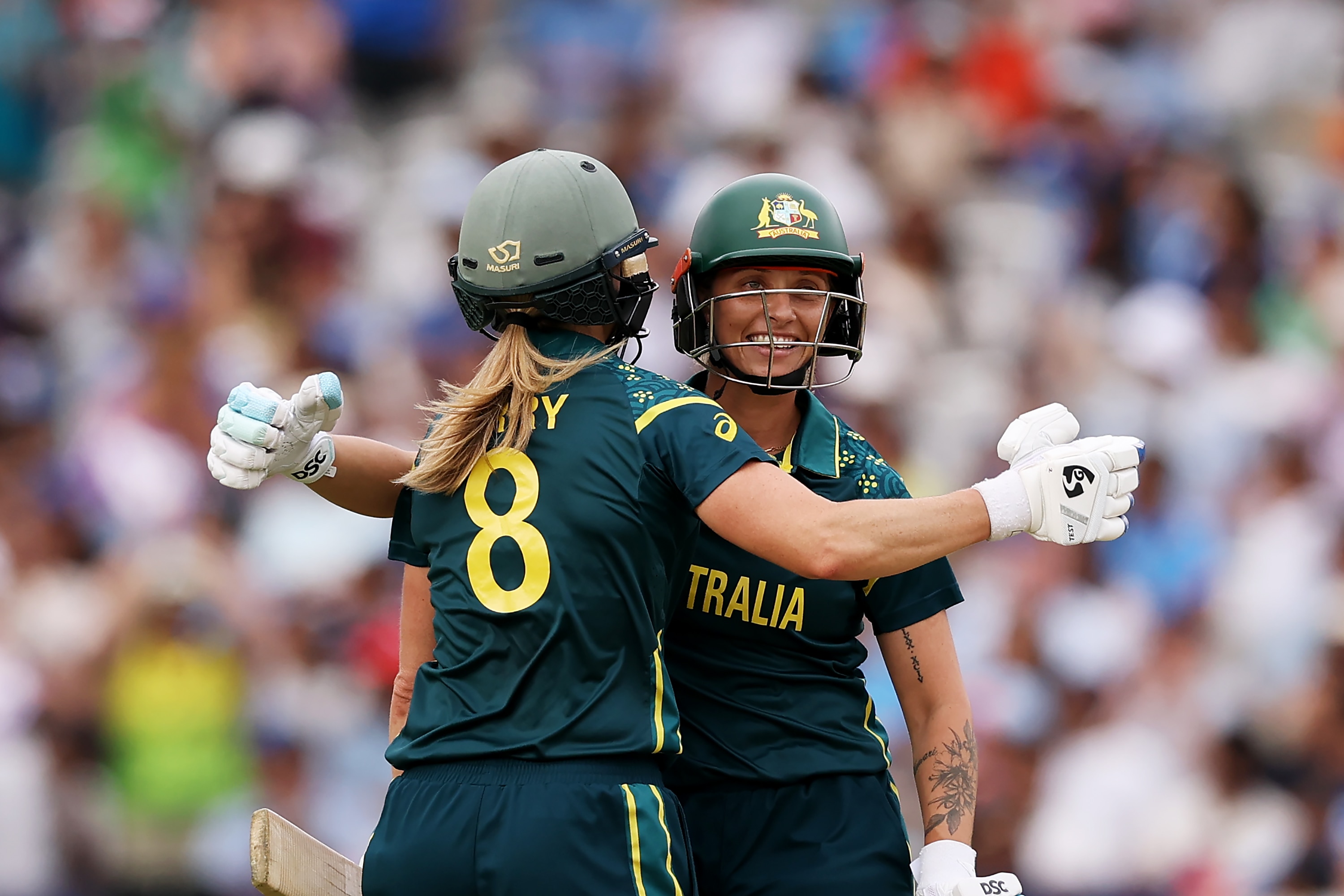 Perry and Gardner dominate India to get World Cup revenge