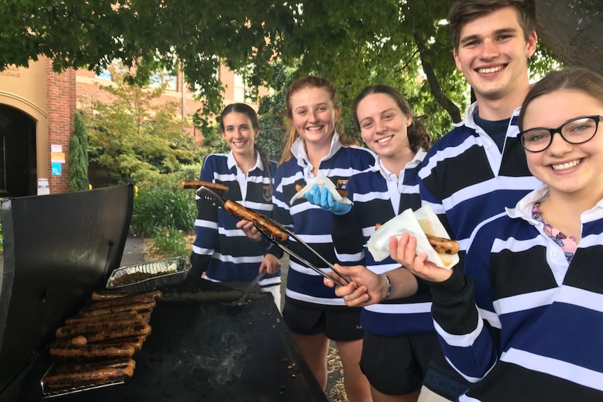 Tasmanian students conduct sausage sizzle