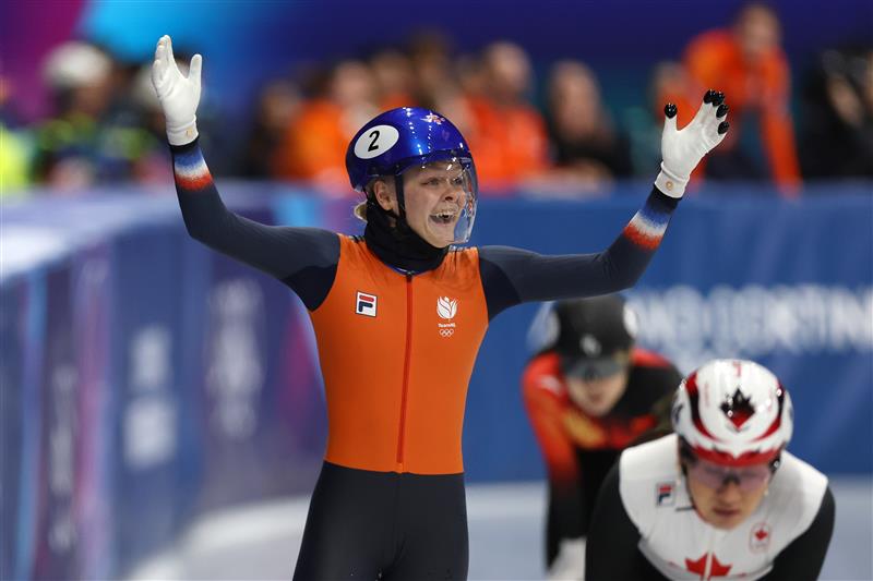 Live: Dutch speedster clinches Olympic double, Walker ready for monobob