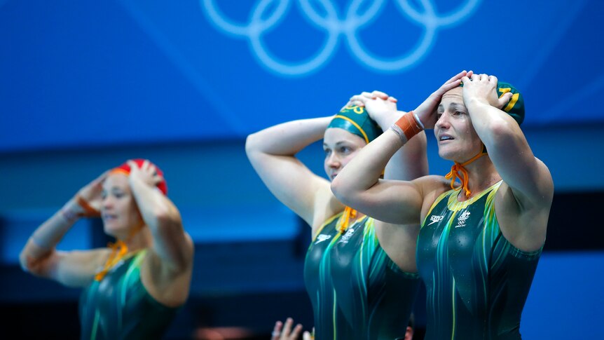 Australian water polo players suffer painful loss to US