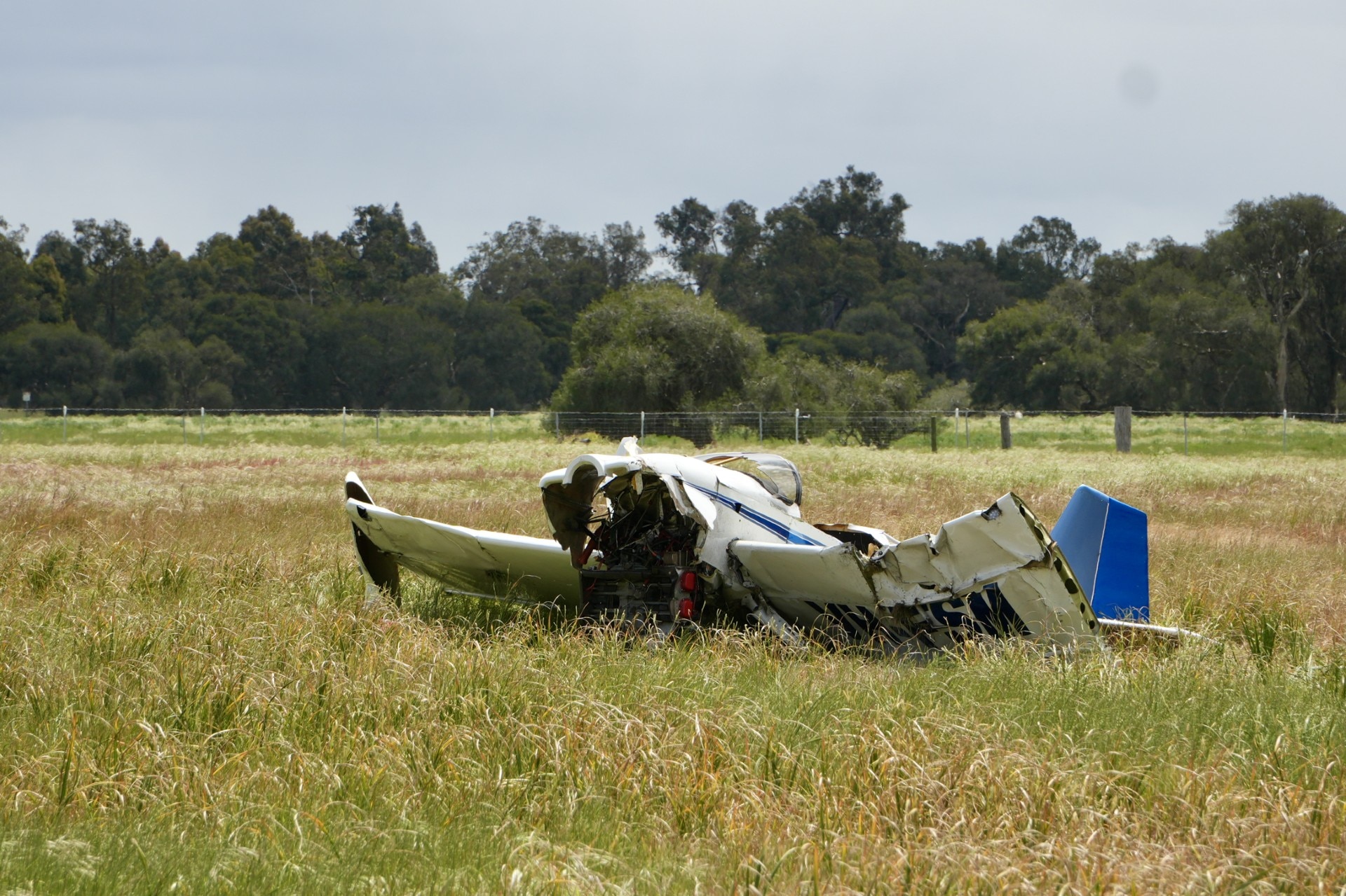 Light aircraft crashes in field, two men on board survive