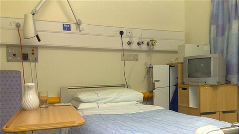 The ACT Government is considering five options to rebuild the public health system and deliver an extra 400 hospital beds.