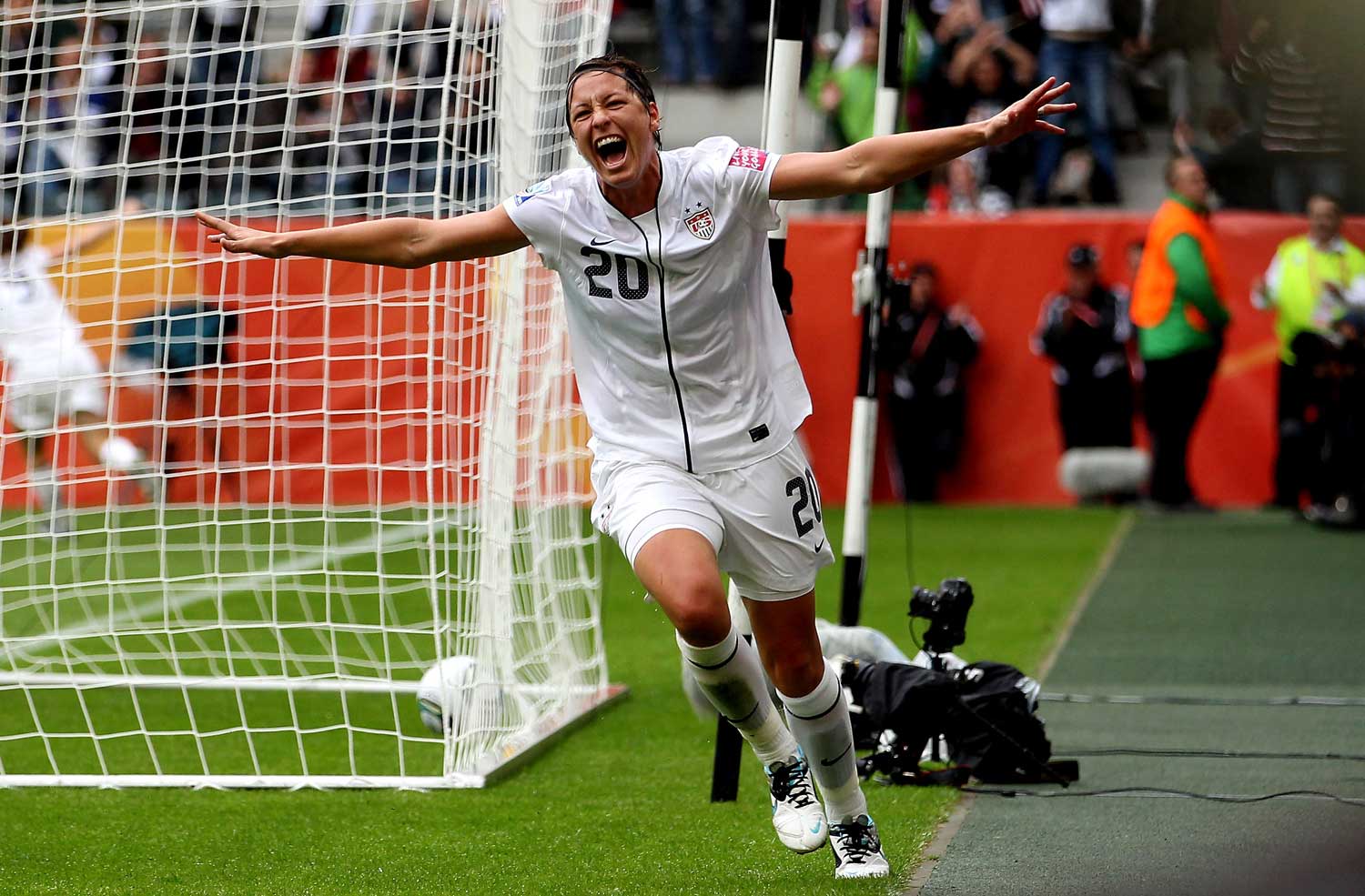 US reaches women's World Cup final  ABC News