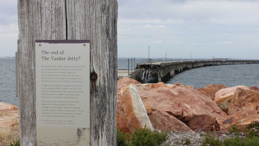 Will the Esperance timber jetty be lost?