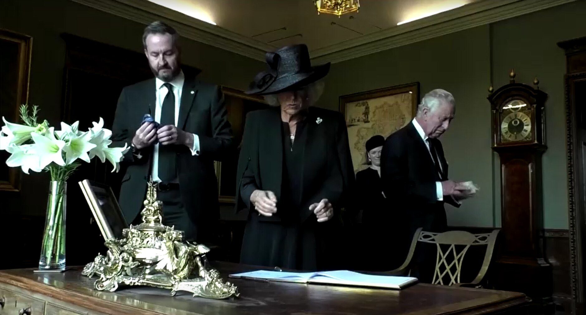 King Charles III fed up with leaking pens at Northern Ireland's