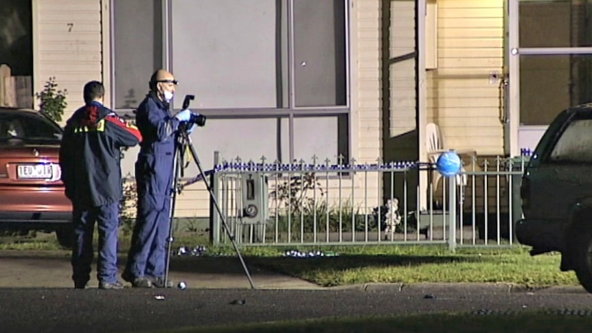 Police at scene of Geelong stabbing