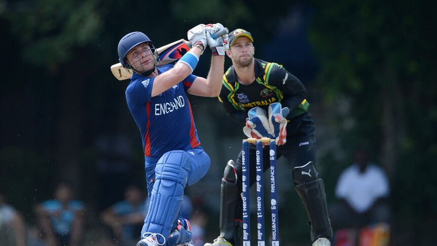 Luke Wright scored 35 in England's T20 win over Australia in Colombo.